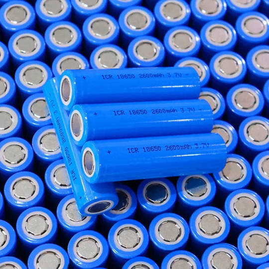 Cylindrical 18650 3.7V 2600mah Li-ion Battery (A-grade cell）